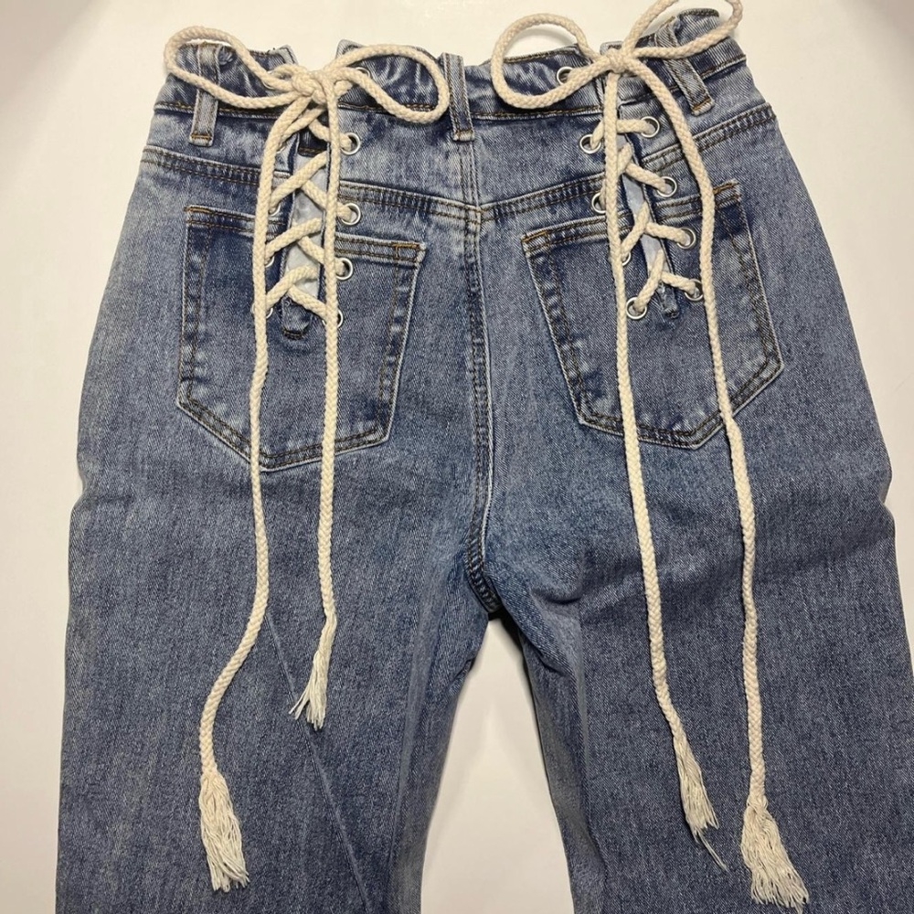 High waisted Lace up detail jeans